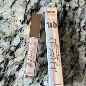 🌙💕10NN Urban Decay Stay Naked Concealer